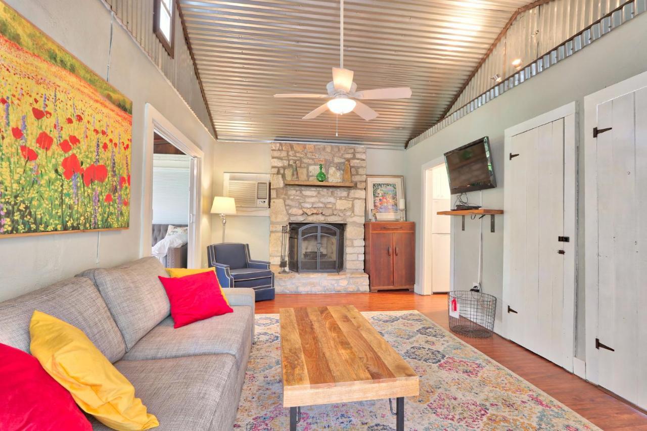 Creekside Cabins - The Getaway Villa Уимбърли Екстериор снимка